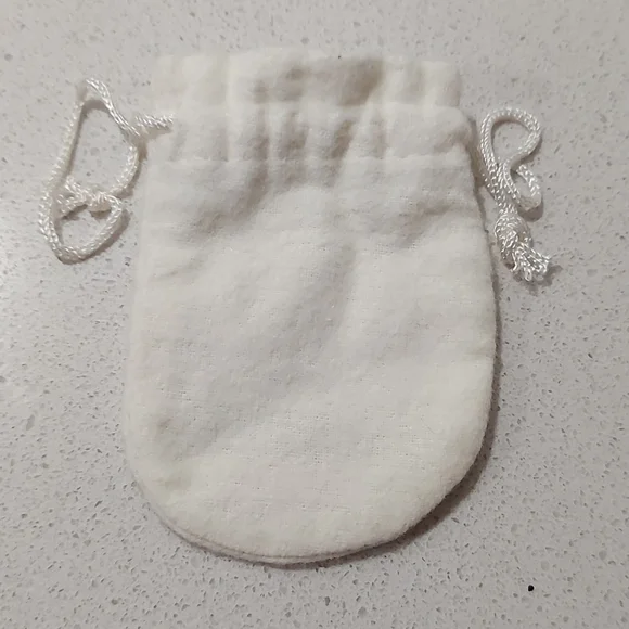 2/15$ Pandora Drawstring Bag - Picture 2 of 2